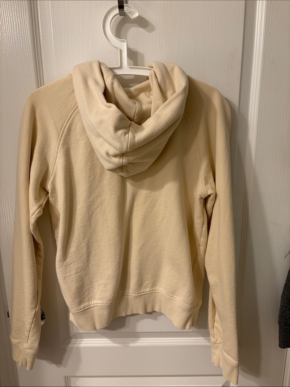 Sweater Subcategory Identification - Picture 3 of 3